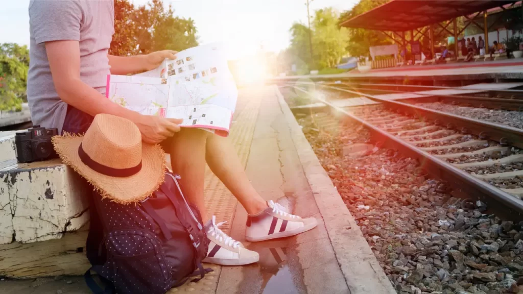 turista viajando de trem